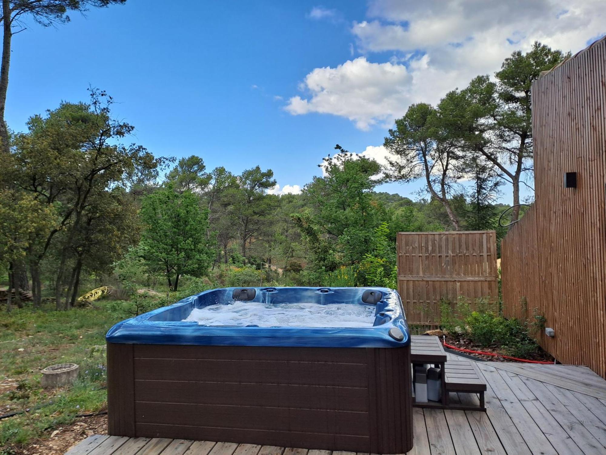 Ferienwohnung La Pinede De Venelles Exterior foto